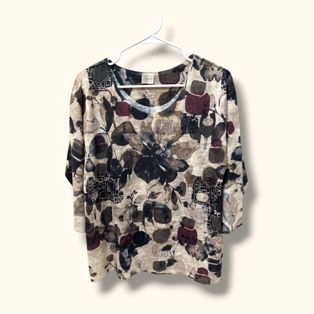 EtLois Top Womens M Floral Print 3/4 Sleeve Lightweight Beige Knit Boxy Casual